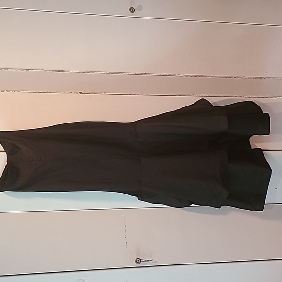 Lulu's Gown - Picture 4 of 7